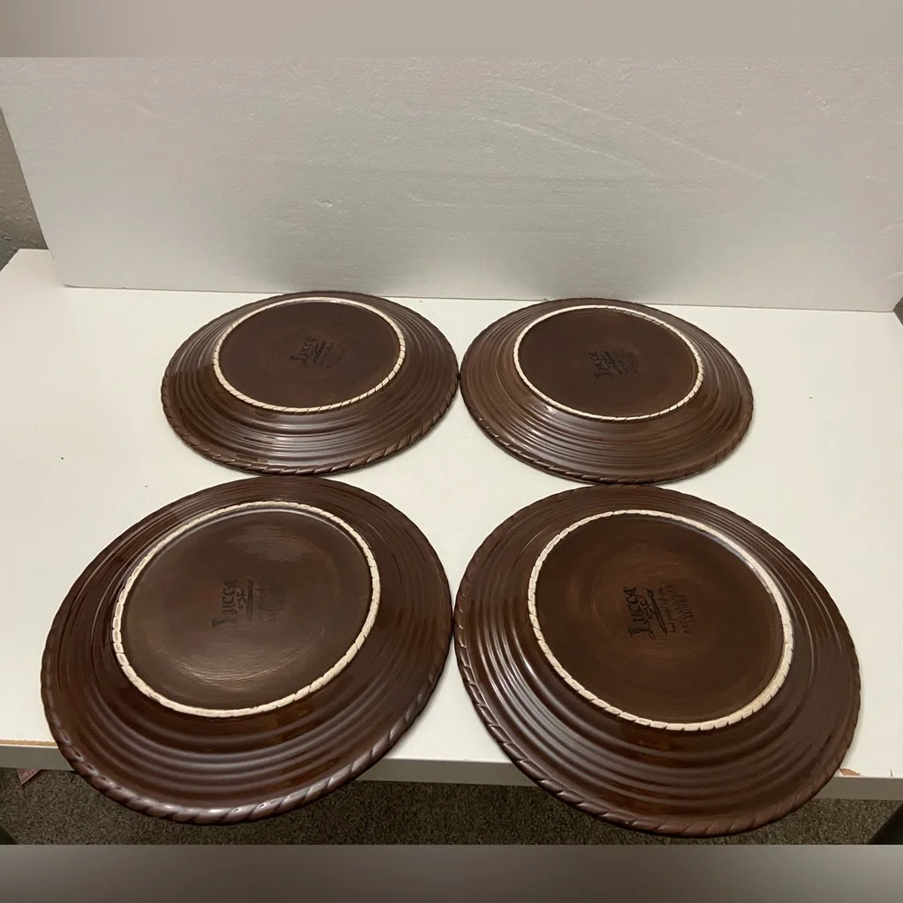 Lucca Z Gallerie 4 Dinner Plates Hand Painted Rope Rim Collection